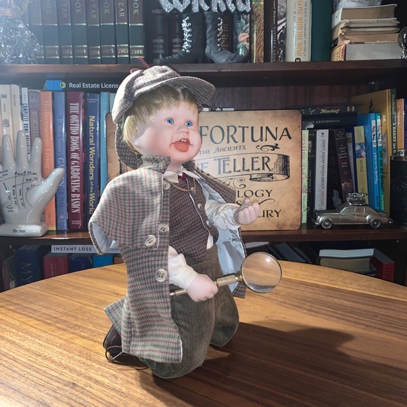 COPY - Little Sherlock doll - Picture 2 of 7